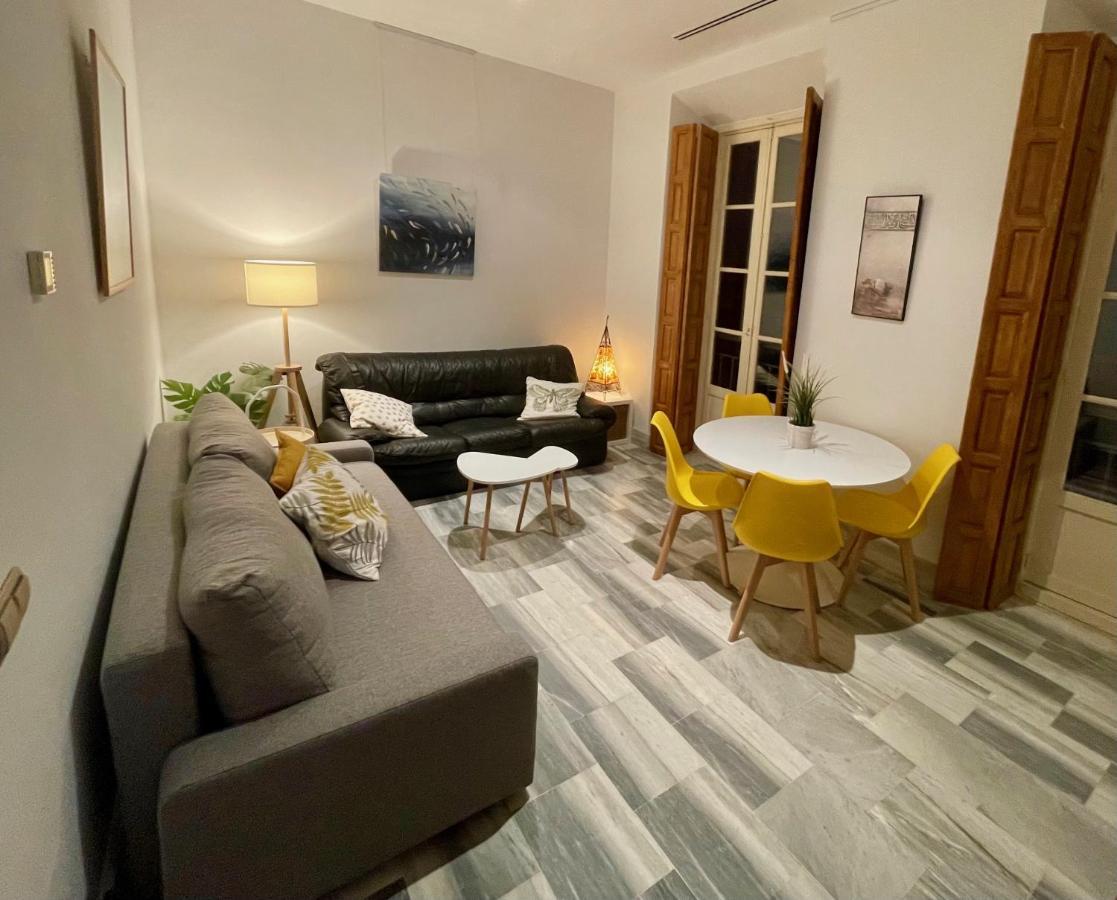 Picasso'S Birth House Charming Apartment マラガ エクステリア 写真